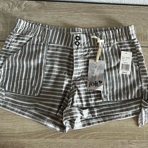 New Jolt grey and white shorts. Size juniors 11.